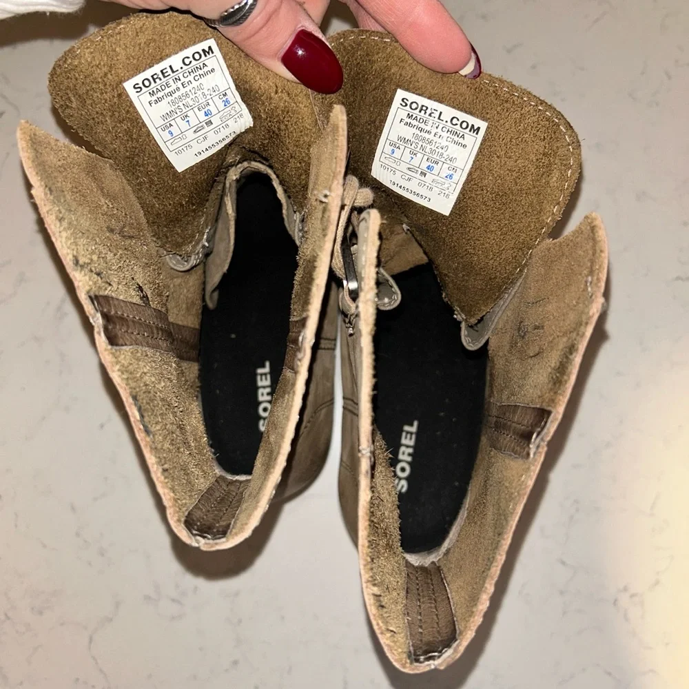 EUC Sorel Joan of Arctic Brown Leather Lace-Up Wedge Boots - Picture 11 of 12